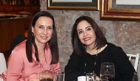  Carmen Bravo y Cristina González.