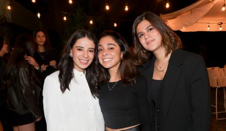  Dani Navarro, Paula Navarro y María Carreón.