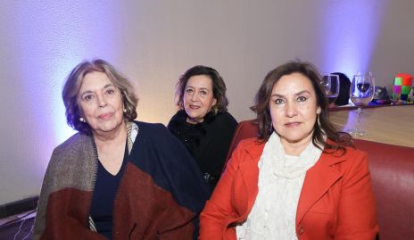  Josefina de Güemes, Carmen de González y Claudia González.