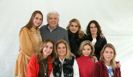  Meritchell Galarza, Gerardo Rodríguez, Carmenchu, Ana Paula Gutiérrez, Liz Stevens, Marcela Benavente, Sigrid Werge y Daniela Calderón.