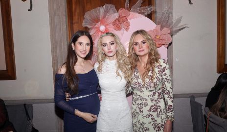  Lily Guerrero, Valeria Guerrero y Alma Sánchez.