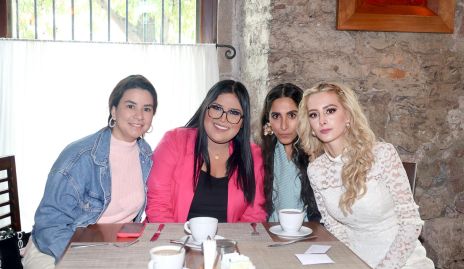  Ana Teresa Serna, Nayeli Huerta, Ana Karen Lozano y Valeria Guerrero.