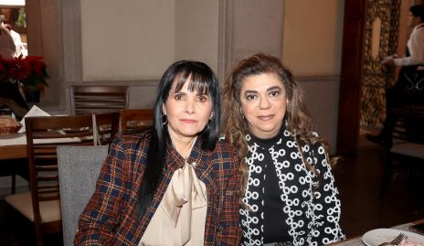  Delfina Flores y Claudia Abud.