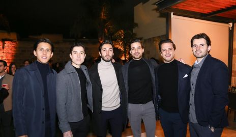  Marco Guerrero, Santiago Sánchez, Sebastián Ramírez, Luis Diego Reverte, Rodrigo Díaz de León y Fede Alcalde.