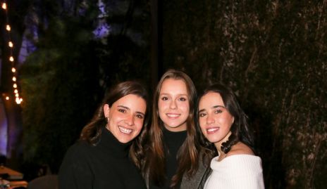  Cecilia Valle, Marijó Enríquez y Hened Flores.