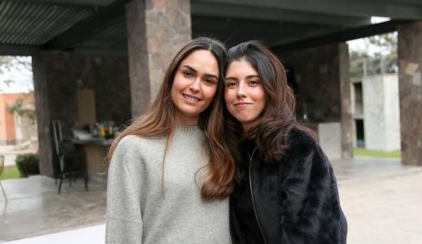  Macarena Villasuso y Paola Dávila.