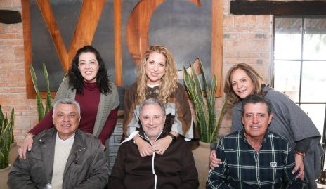  Ariel Álvarez y Mónica Nogues, Enrique Minondo y Vero Aguirre, Carlos Malo y María de Jesús Veliz.