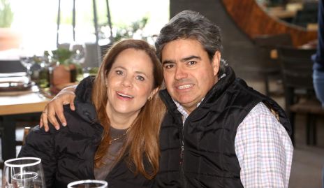  Paty Fernández y Paco Leos.