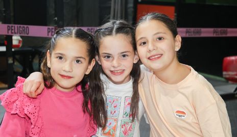  Isa, Marina y Roberta.