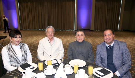  Patricia Morales, Fernando González, Cesar González y Rogelio Rodríguez.