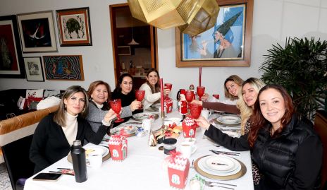  Adriana Dibildox, Verónica Martínez, Lizeth Lara, Georgina Rivera, Marilú Paredes, Tesi Toranzo y Bárbara Sánchez.