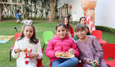  Mariel, Natalia y Leyre.