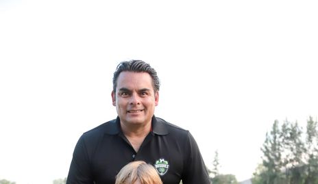   Ale Valladares y su entrenador.