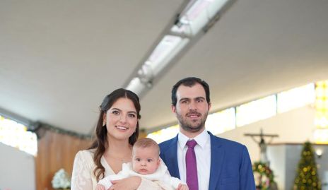  Gabriela González y José Luis Hernández con su hijo Joaquín.