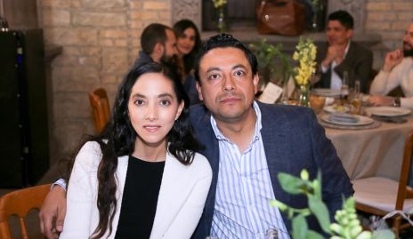  Mónica Villanueva y Clemente Guerrero.