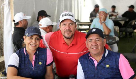  Alejandra Pérez, Mario Ramírez y Carlos Buendía.