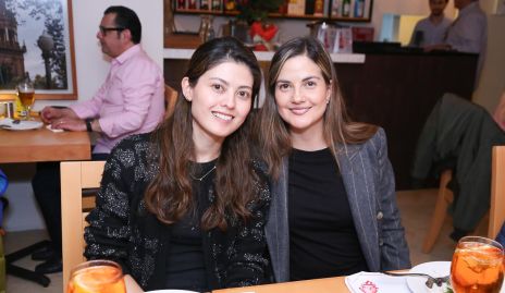  Mariana Yishima y Zaira Hervert.