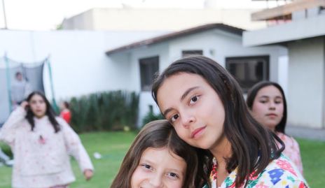  Isa Molina y Maya Vázquez.