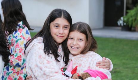  Ana Pau e Isa Molina.