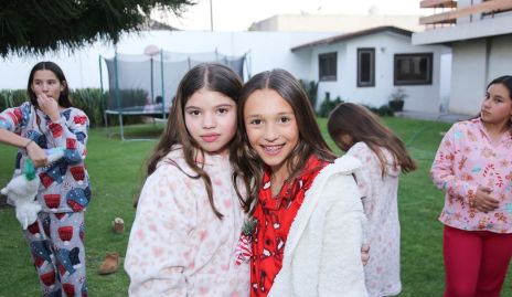  Vale Zermeño y Sofía Stevens.