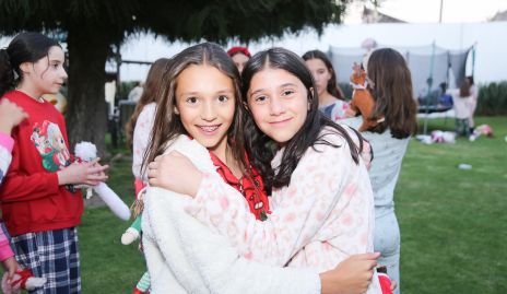  Sofía y Ana Pao.