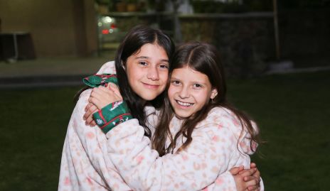  Ana Pau e Isa Molina.