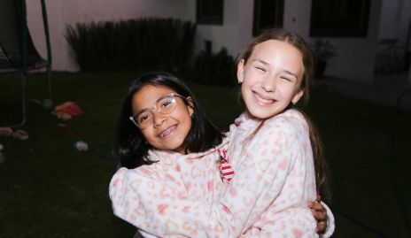  Fer y Miranda Garza.