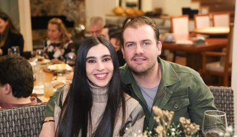 Victoria Villaseñor y Miguel Gómez.