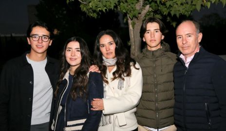  Díaz del Castillo Valdés, Pablo, Inés, Ana Paula, Rodrigo y Pablo.