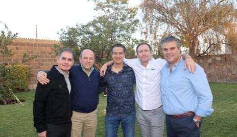  Eduardo, Roberto, César, Federico y Salomón.