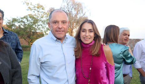  Edgar Saldaña y Liz Stevens.