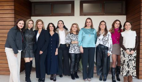  Ceci, Sigrid, Marcela, Ana Paula, Ceci, Carmenchu, Meritchell, Claudia, Liz y Daniela.