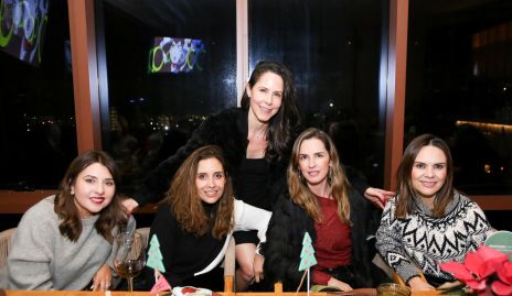  Bety Siller, Ana Luisa Díaz de León, Bárbara Ruiz, Eunice Camacho y Ale Díaz de León.