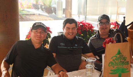  Héctor Rueda, Roberto Aguilar y Armando Rentería.