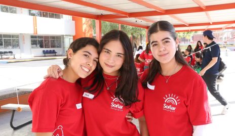  Isabel Algara, Mare Cordero y Sofi.