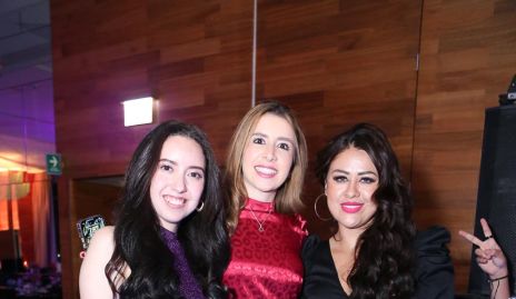  Alejandra Ayala, Romina Ortuño y Janete Vega.