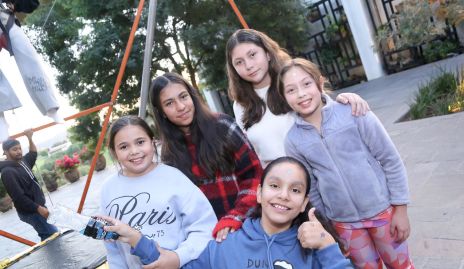  Olivia, Majo, Isabella Hernández, Isabella Flores y Briana Peña.