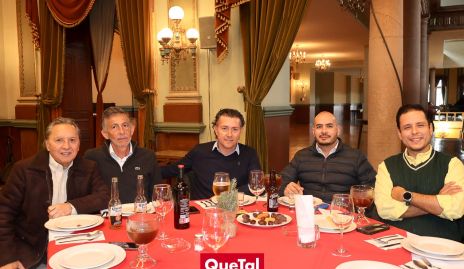  Raúl Rivera, Gerardo Díaz de León, Ernesto Esquivel, Alejandro Córdova y Guillermo López.