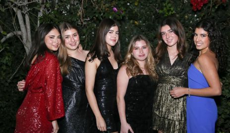  Mare Cordero, Isabela Rossel, Sofía Abella, Danna Heinze, Anilú Zuviri e Isabel Algara.