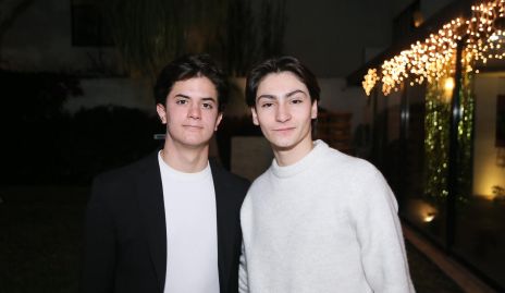  Alejandro Lozano y José María González.