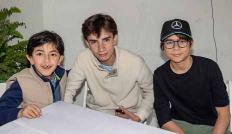 Alejandro, Mario y Tadeo.
