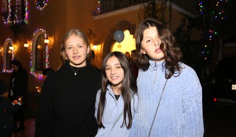  María Paula Salazar, Isabella Bricio y Mariana García.