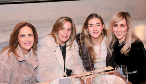  Laura Cabrera, Liliana Balleza, Laura Pelayo y Laura Sánchez.