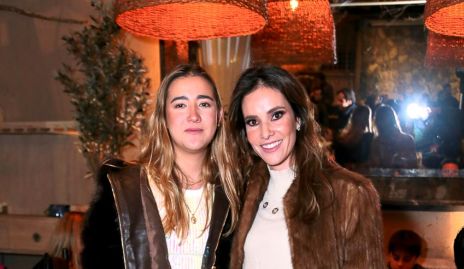  Laura Pelayo y Mary Carmen Meade.