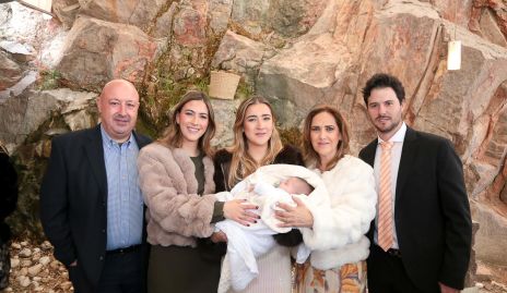  Juan Pelayo, Elena Pelayo, Laura Pelayo, Claudio Meade, Laura Cabrera y Claudio Meade.