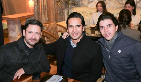  Ricardo Cabral, Héctor Hernández y Sebastián Garza.