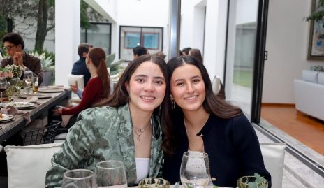  Carlota Nava y Paulina González.