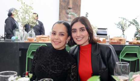  Ximena Delsol y Ana Salazar.