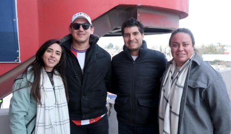  Tita Islas, Humberto Vega, Raúl Méndez y Lore Cuadra.