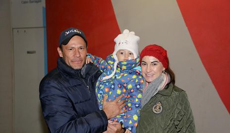  Javier Amozurrutia y Mariana Llaguno con su hija Cayetana.